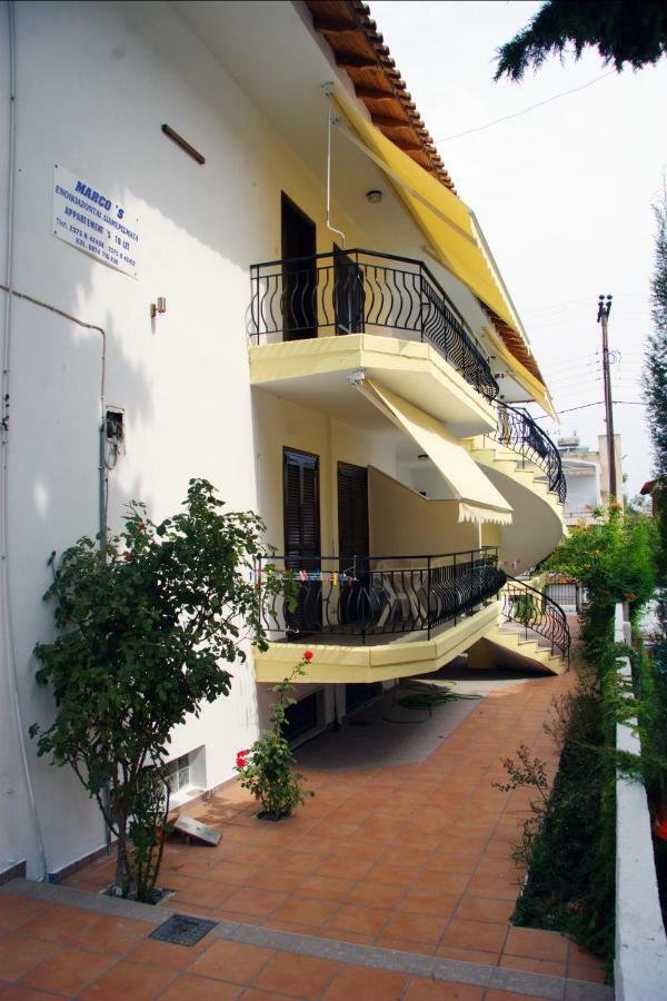 Marco'S Appartments Nea Poteidaia Ngoại thất bức ảnh
