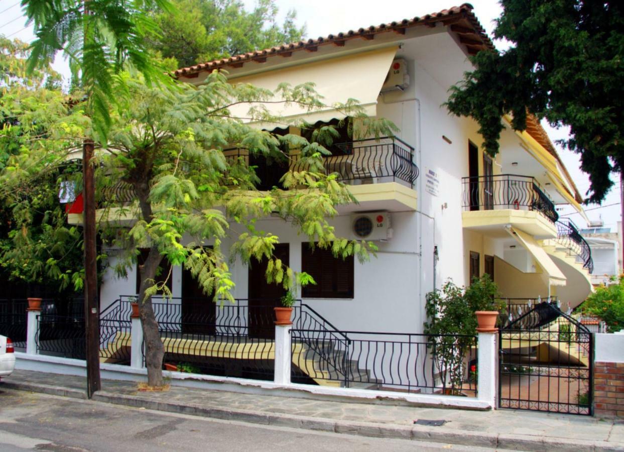Marco'S Appartments Nea Poteidaia Ngoại thất bức ảnh