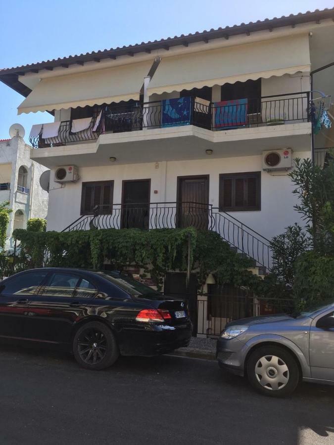 Marco'S Appartments Nea Poteidaia Ngoại thất bức ảnh